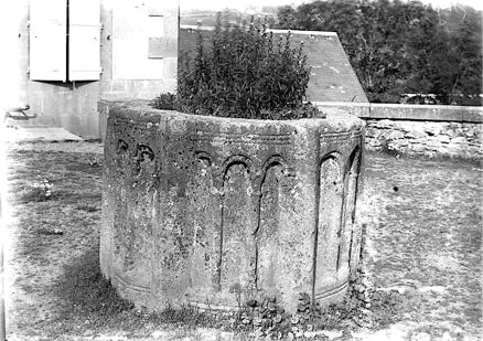 Fonds baptismaux (photo)  