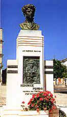 Monument en hommage à Henrique POUSÃO (Vila Viçosa, à Alentejo -Portugal-)