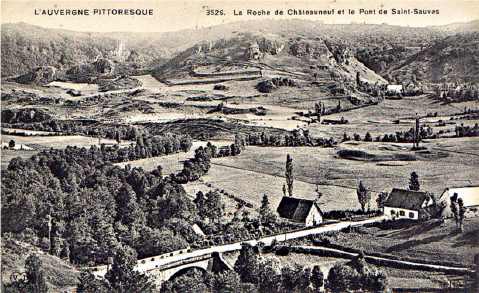 La roche de Châteauneuf et le pont de Saint-Sauves