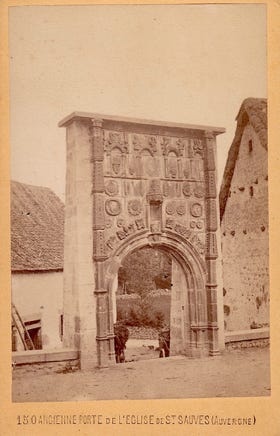 Ancienne porte de l'église cliché Sanitas 