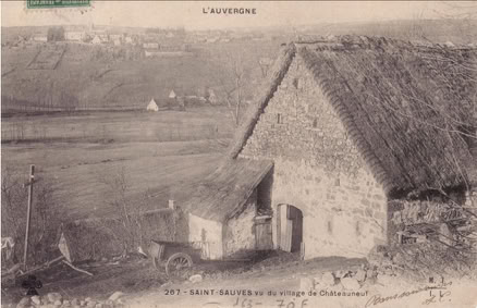 Saint-Sauves vu du village de Châteauneuf